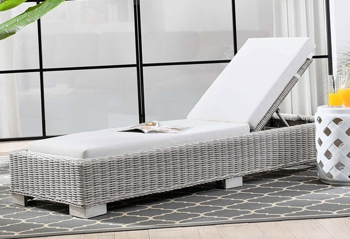 Chaises model available in Pensacola, Florida. Chaises model available in Pensacola, Florida.